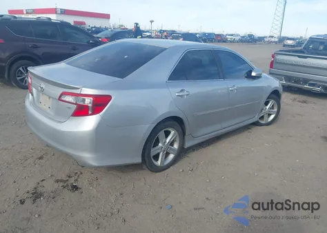 2014 Toyota Camry Se z USA, uszkodzony, nr VIN 4T1BF1FK3EU397723